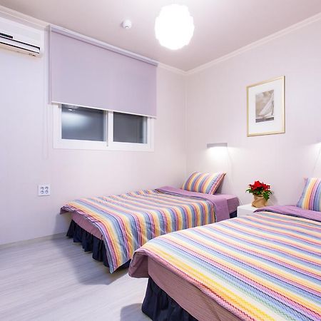 Oh Blue Guesthouse Seoul Rom bilde